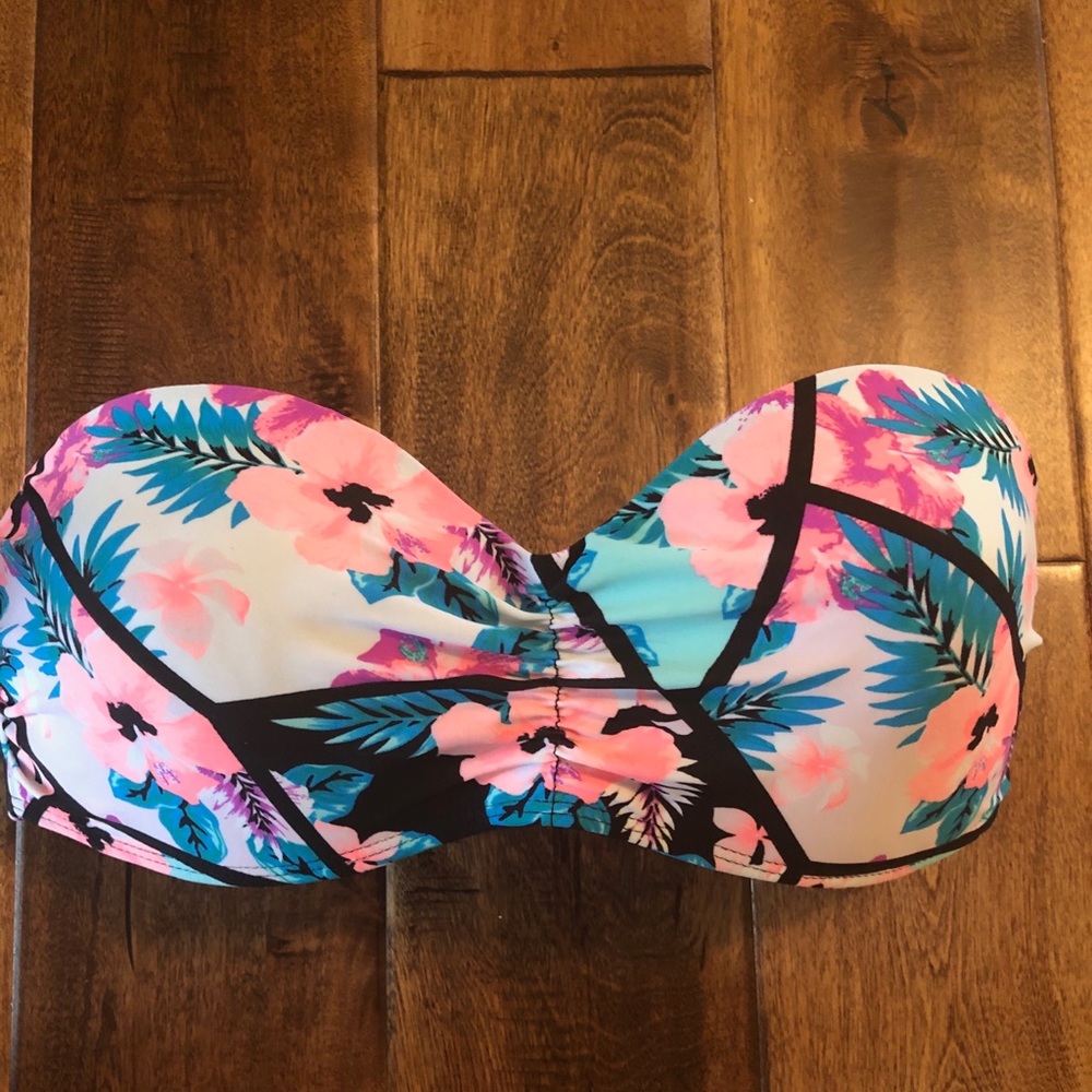 Strapless Swimsuit Top